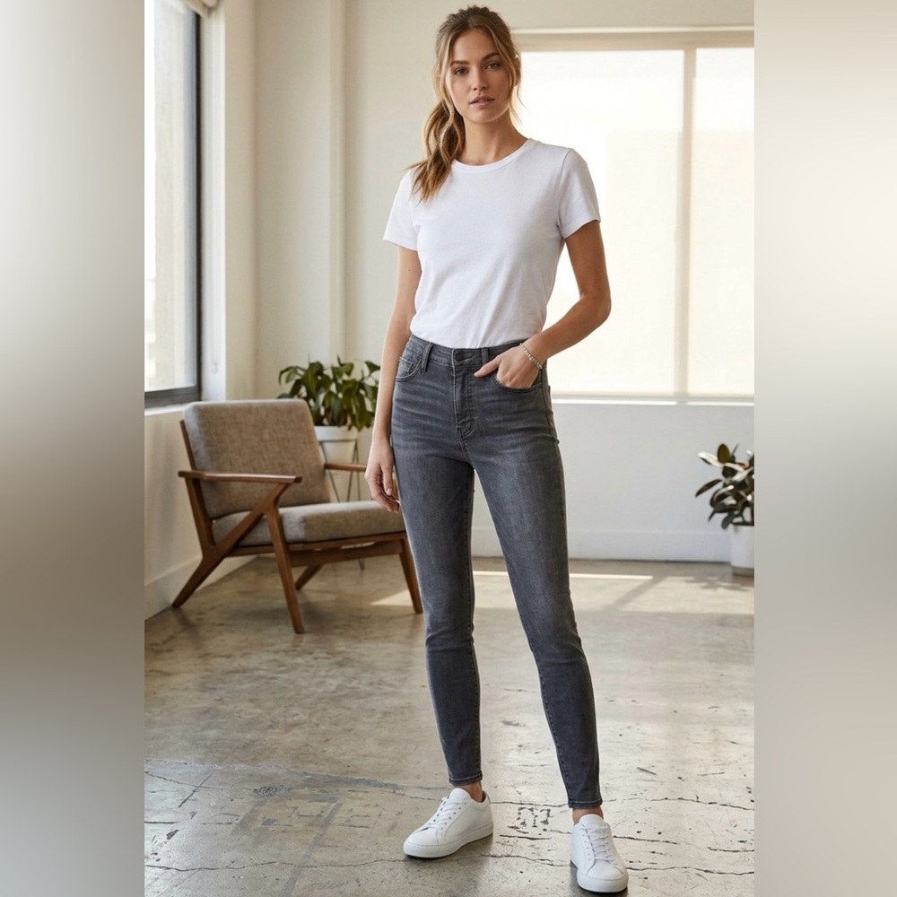 Articles of Society Black Stretch Button Fly Straight Jeans Size 28